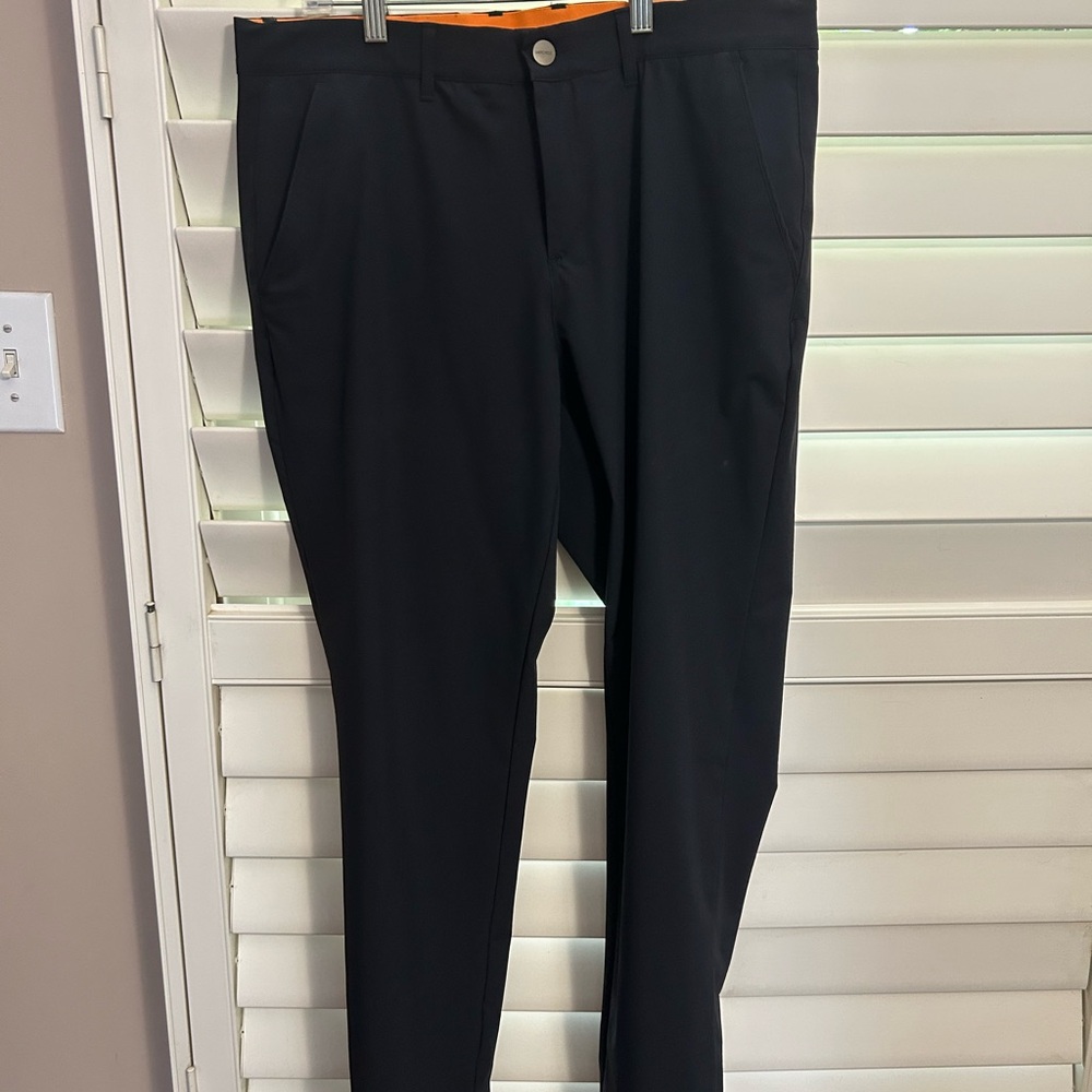Macade Men’s Black Slim-fit Golf Pants 34 x29